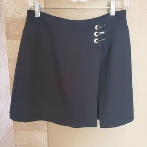 Darling BLACK SKORT WITH OVERSKIRT SZ 6